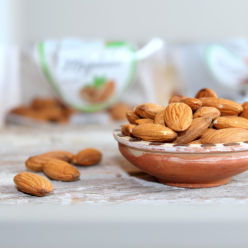 ALMONDS (Raw) 1kg